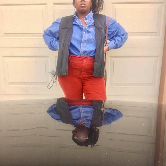 Leather Biker Vest - Picture 2 of 9